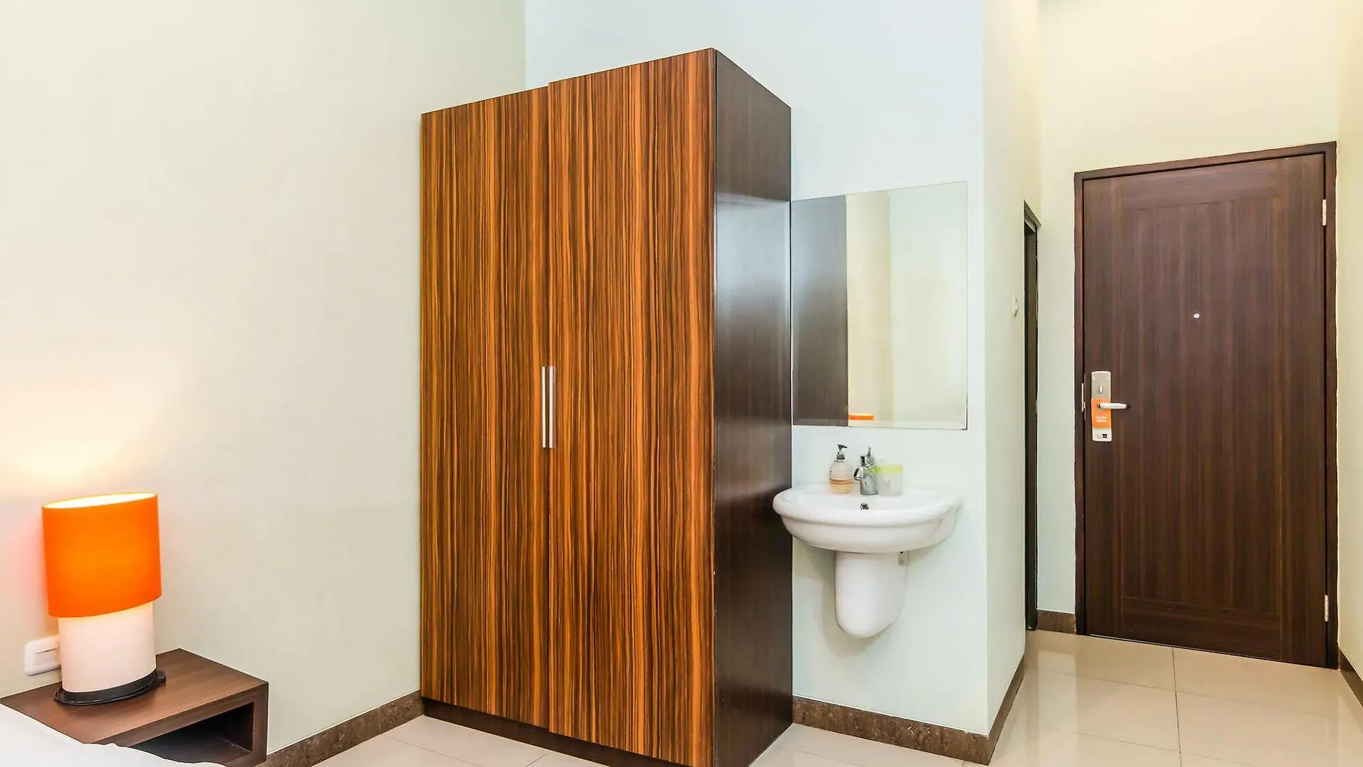 Zen Rooms By Pass Nusa Dua Nusa Dua  Indonesia